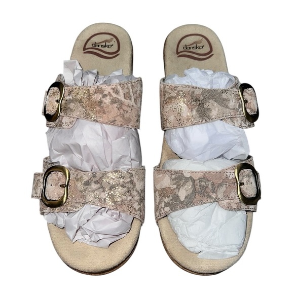 EUC Dansko Women’s Sophie Sandals Beige Tan Gold Hardware Size EU 39 / 9 - Picture 3 of 8